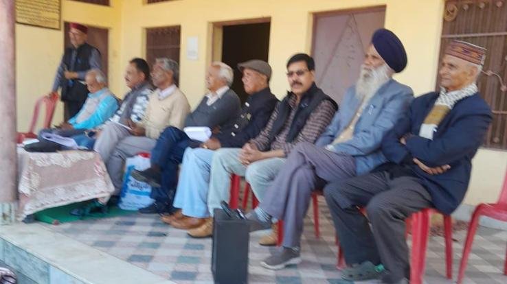 Pensioners Union Block Pragpur organized the meeting