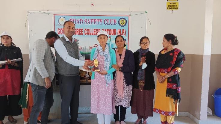 Road Safety Club organized in Matour College organized prize distribution ceremony