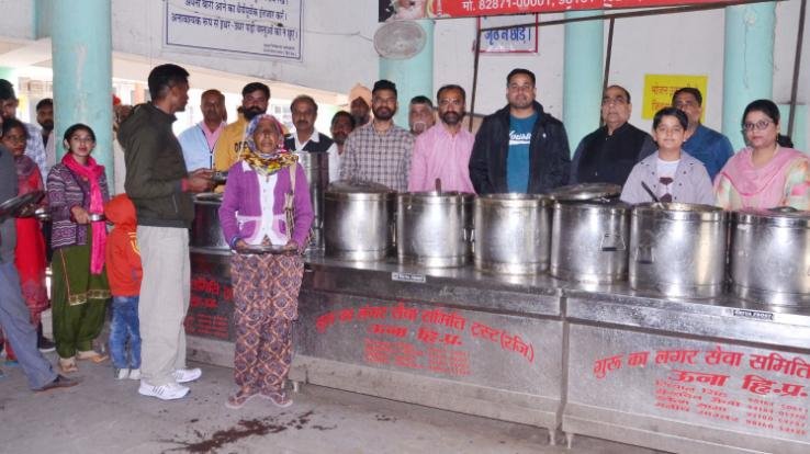  On the birthday of Raghav Ranjan, director of MRC Group, Guru ka Langar cooperated