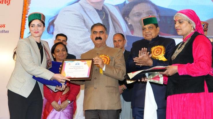 CM Sukhu increased Himachal Pradesh Women's Development Promotion Award amount