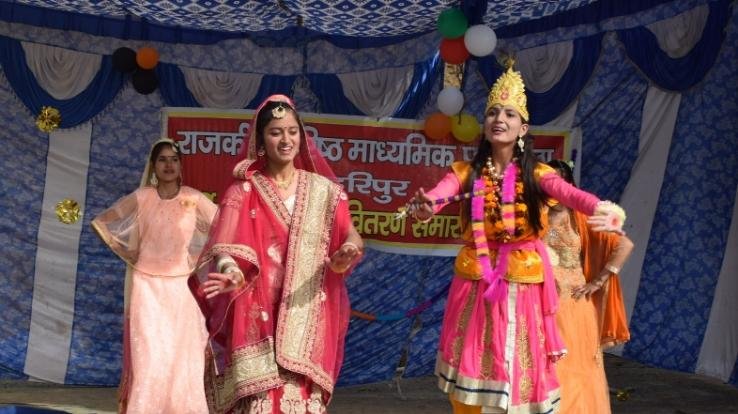 छात्रों में संस्कारों के साथ भारतीयता की भावना भी विकसित करें अध्यापक