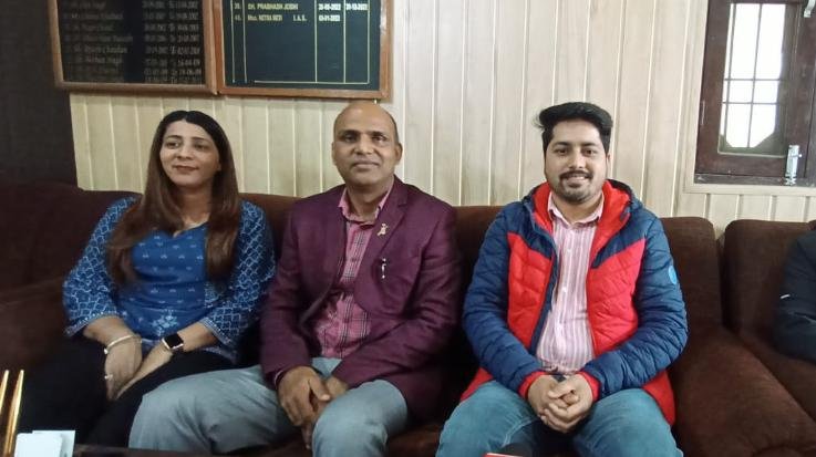 Kangra: Side effects of drugs are being told to the people by setting up special camps in Panchayats