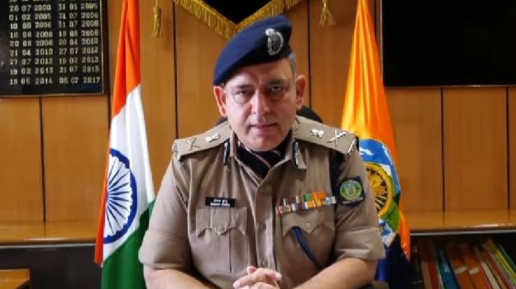 Police bought state-of-the-art hydraulic cutter and spreader, will be helpful in rescue operation