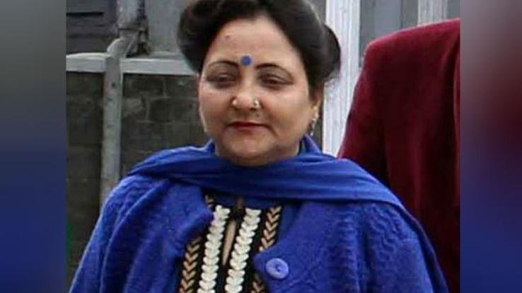 सरवीण चौधरी 05 जनवरी को भूमती में