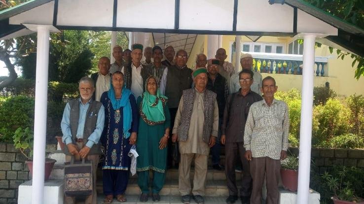  Darlaghat: Retired employees asked for installment of dearness allowance