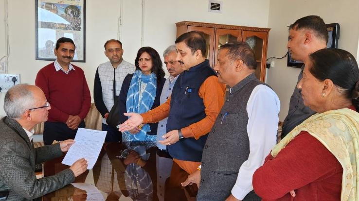  Shimla: Congress making fake votes for municipal elections: Kashyap