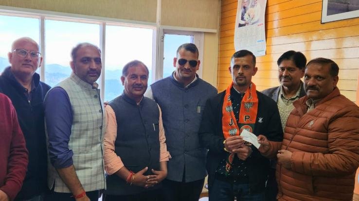  Shimla: Vikas Thapata joined BJP 123