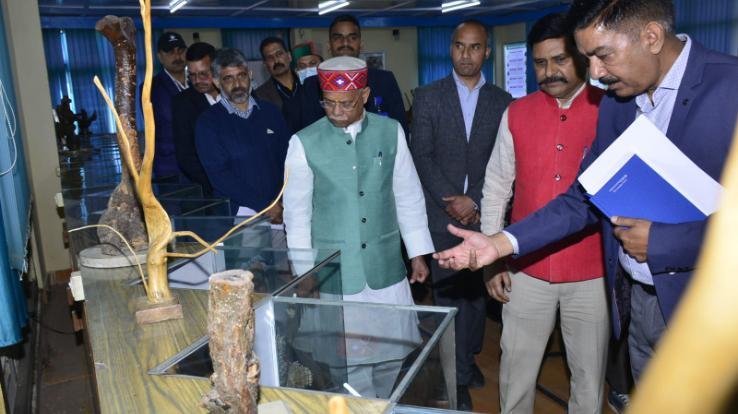 Governor visits Regional Horticulture Research Center Mashobra