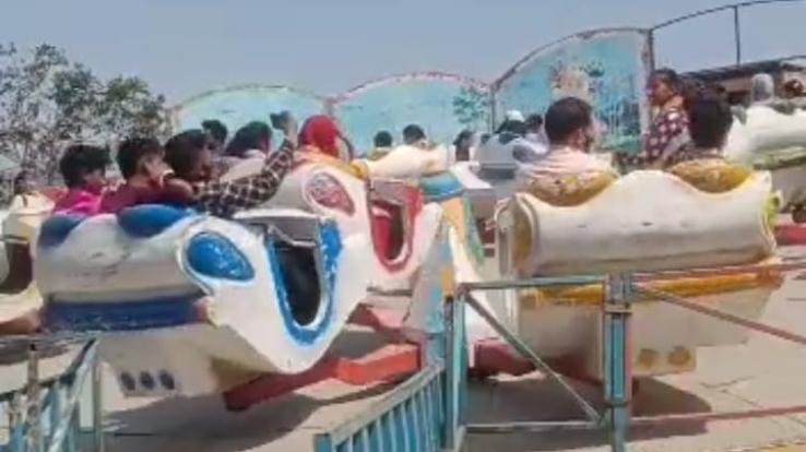 State level Kaleshwar Mahadev Baisakhi fair saw a swing broken, a girl injured