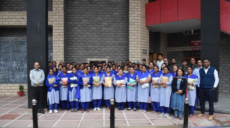Solan: World Labor Day celebrated at Pinegrove School Dharampur 111