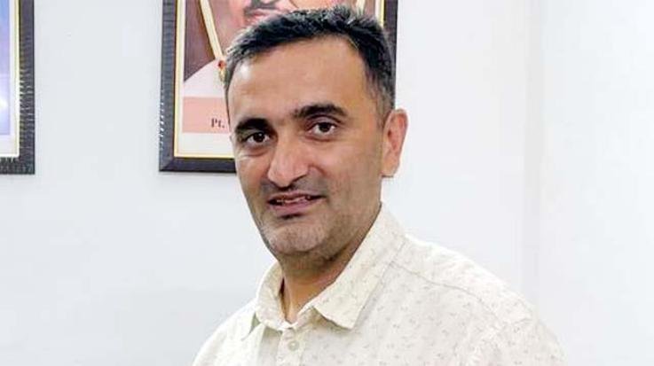 Shimla: The government should give compensation to the gardeners for the damage caused by the hailstorm: Chetan Bragta