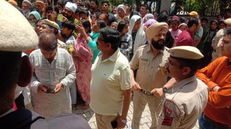 Chintpurni: SDM Amb checked arrangements in Chintpurni temple