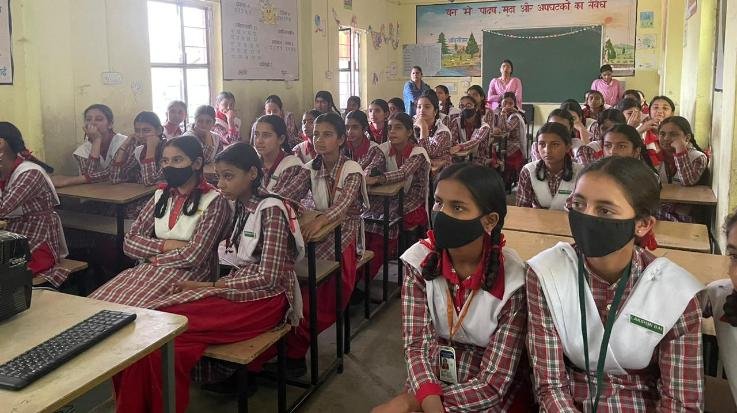 Kunihar: Garima shocks first place in standard writing competition