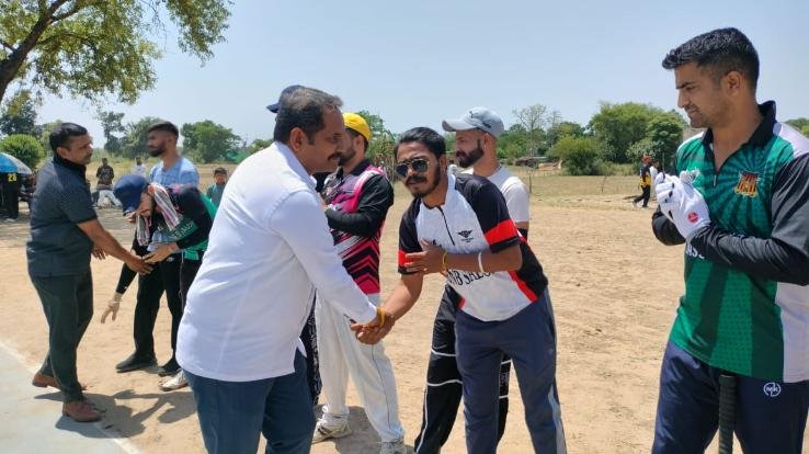Una: Youth should actively participate in sports: Dharmendra Rana