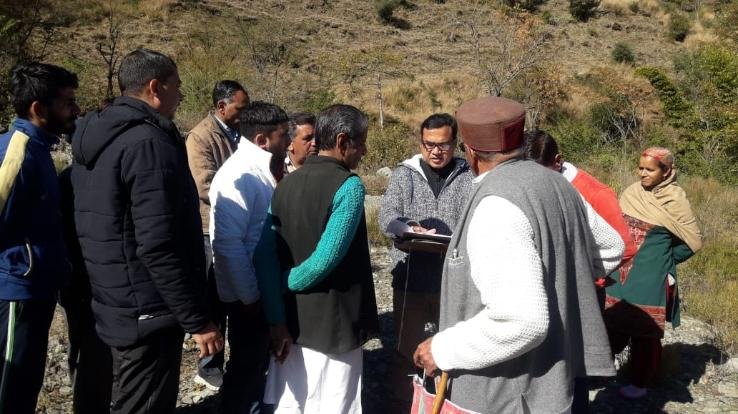 विवादों में घिरा खेल मैदान