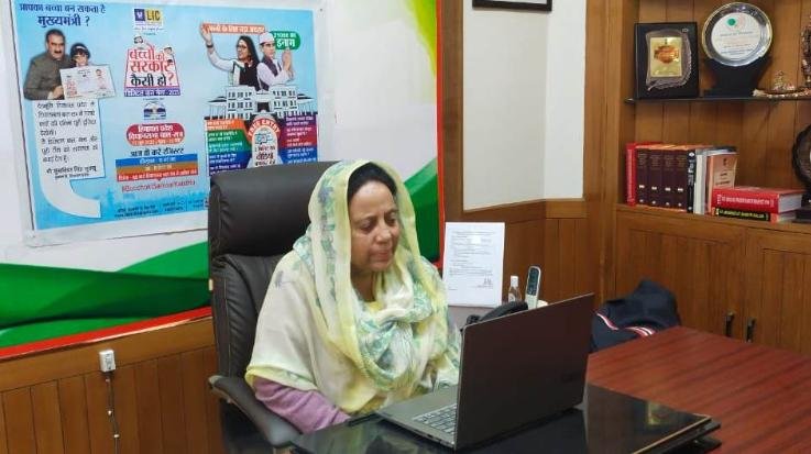 Shimla: Politics is not a profession, a public service: Pratibha