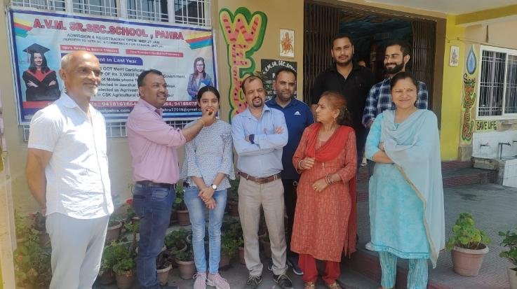 Jaisinghpur: Rashi of AVM School Pahda achieved 5th position in science across the state