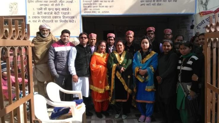 ग्राम पंचायत मंझोली तथा प्लासीकलां में बताई कल्याणकारी योजनाएं