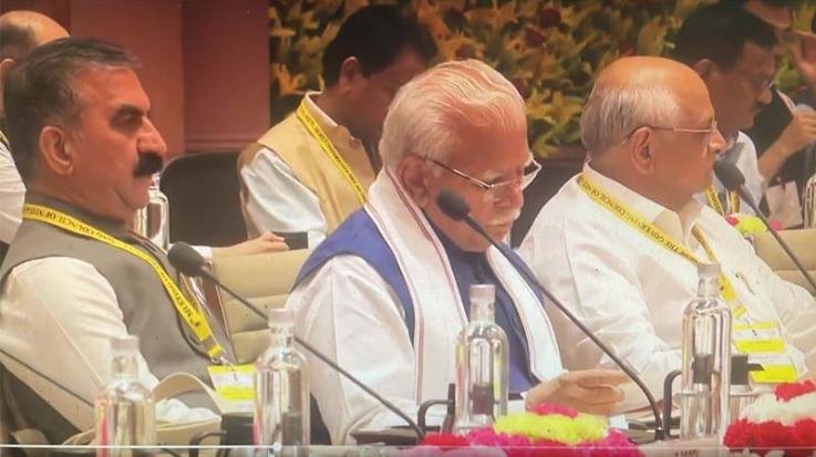 Chief Minister asked for special package for Himachal in NITI Aayog meeting