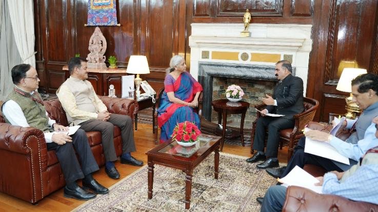  The Chief Minister asked the Finance Minister for 1400 crores for Greenfield and Kangra Airport