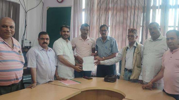  Jaisinghpur: Memorandum sent to the Chief Minister to solve the problem of garbage in Panchrukhi