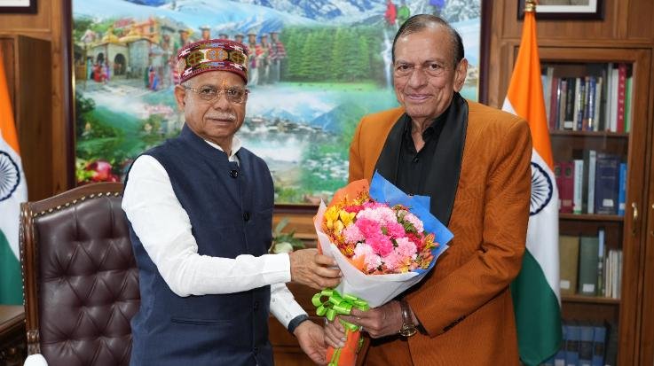 Magician Samrat Shankar met the Governor
