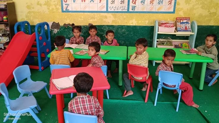 Sirmaur: Drabil school of Sirmaur is running on the help of peon 111