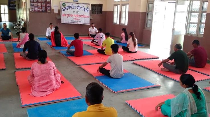 जयसिंहपुर : कंवर दुर्गा चन्द राजकीय महाविद्यालय में मनाया गया अन्तराष्ट्रीय योग दिवस