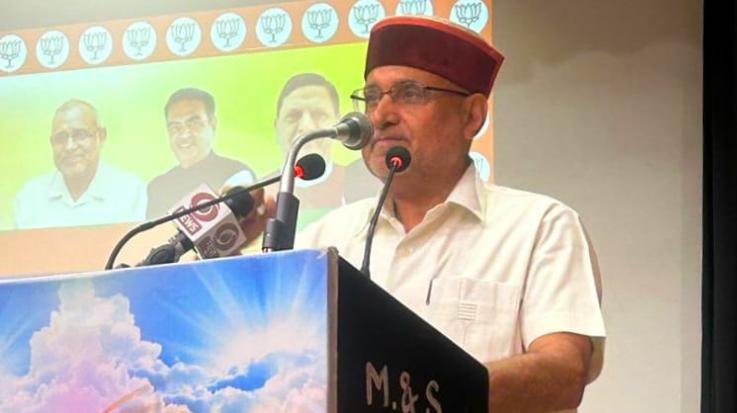 Shimla: Law and order collapsed during Congress's tenure: Khanna