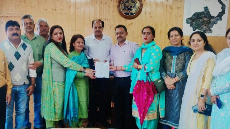 BJP councilor agitated over cancellation of meeting of Municipal Corporation House, submitted memorandum to commissioner