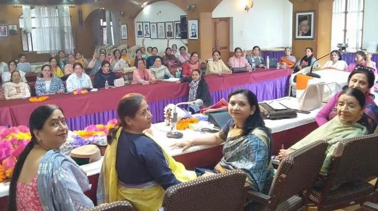 Shimla: State Mahila Congress discussed about the Lok Sabha elections