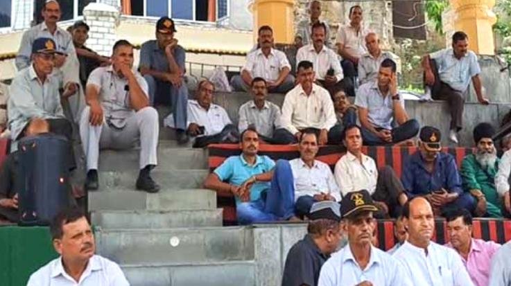 Mandi: Ex-servicemen on hunger strike over discrepancies in One Rank, One Pension Part-2 111