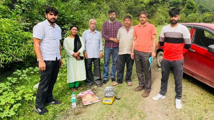 Nepali origin person caught with 1.876 kg charas