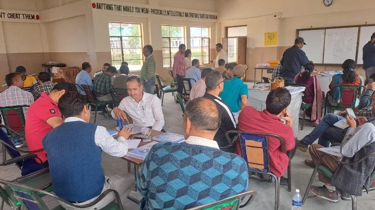 Shimla: Information about robot and embedded electronics system given to teachers in Matiana