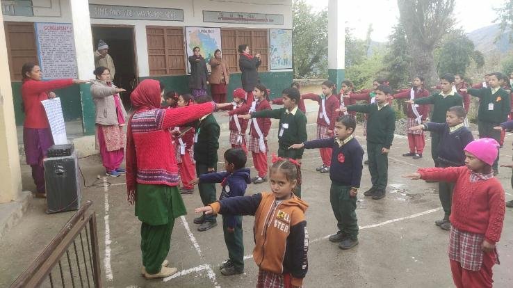 राजकीय उच्च पाठशाला कशलोग में मनाया बेटी बचाओ बेटी पढ़ाओ दिवस