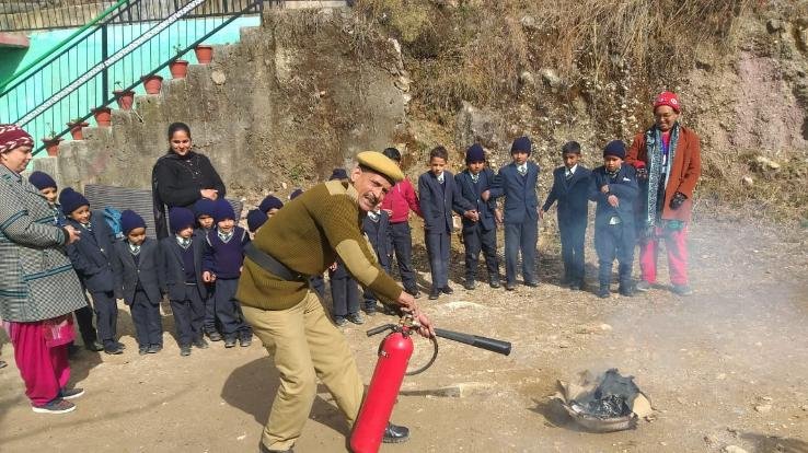 एमएलजेड पब्लिक स्कूल कशलोग में मॉक ड्रिल का आयोजन
