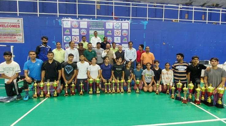 Dharamshala: Players of Kapoor Badminton Academy and Dharamshala dominated the badminton competition
