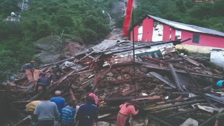  Shimla: Cloud burst in Rampur's Kandahar, houses and livestock washed away in water
