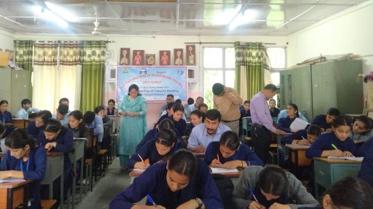  Skill building lesson taught to trainees in Shimla Diet