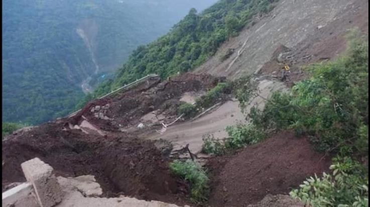 Landslide continues in Chakkimod, Kalka-Shimla NH-5 closed, movement through alternative route