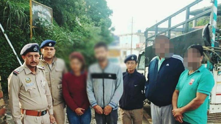 Shimla: Fagu police arrested a young man and a woman with 2.20 grams of chitta
