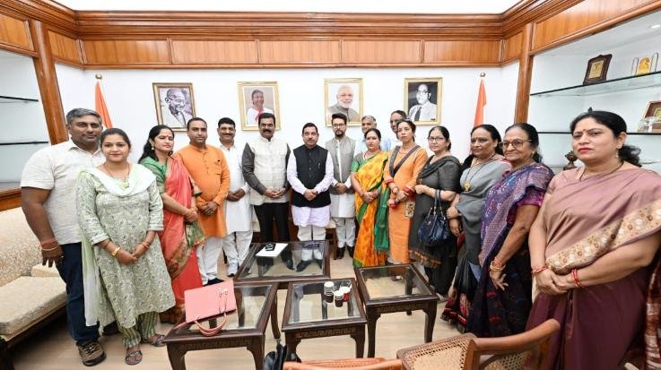 Una: Anurag made 14 Zilla Parishad members of Una visit the Parliament