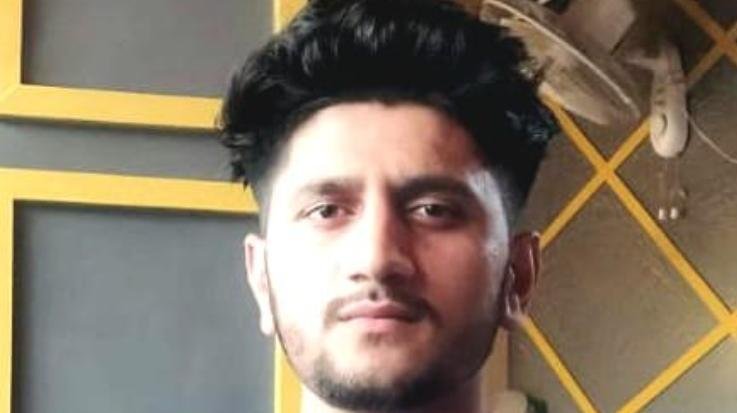  Mr. Renuka: Will become a doctor after doing MBBS in Haripurdhar's Priyanshu Medical College, Chamba