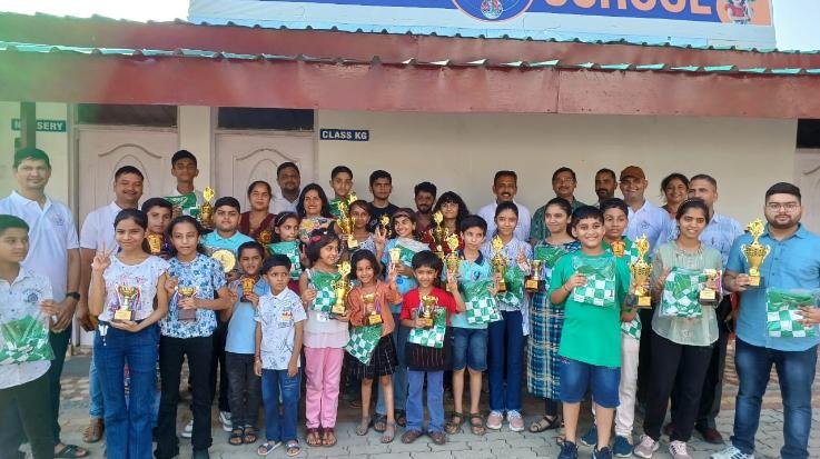 Jwalamukhi: DAV Hamirpur's Dushyant and Jaladi School's Shriya Guleria champion in senior chess tournament