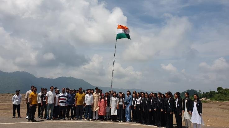 Solan Youth Congress celebrated Independence Day