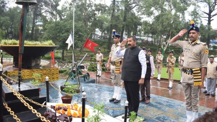Dharamshala: Deputy Chief Minister hoisted the flag in Dharamshala on Independence Day