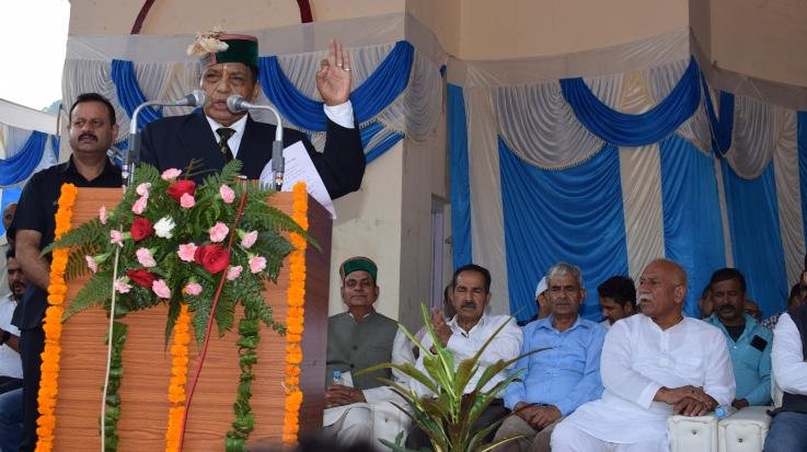 Solan: Dr. Shandil said in Independence Day celebration, rehabilitation of disaster affected government's priority