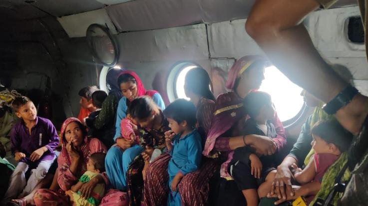 Indora: 271 people of Indora and Fatehpur lodged in relief camps