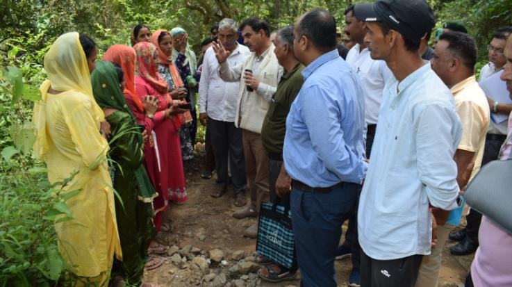 Himachal is unitedly facing the crisis: Awasthi