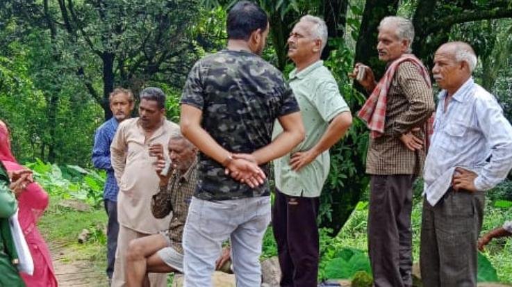 Kasauli: Cracks in seven houses of Banoi due to rain, evacuated